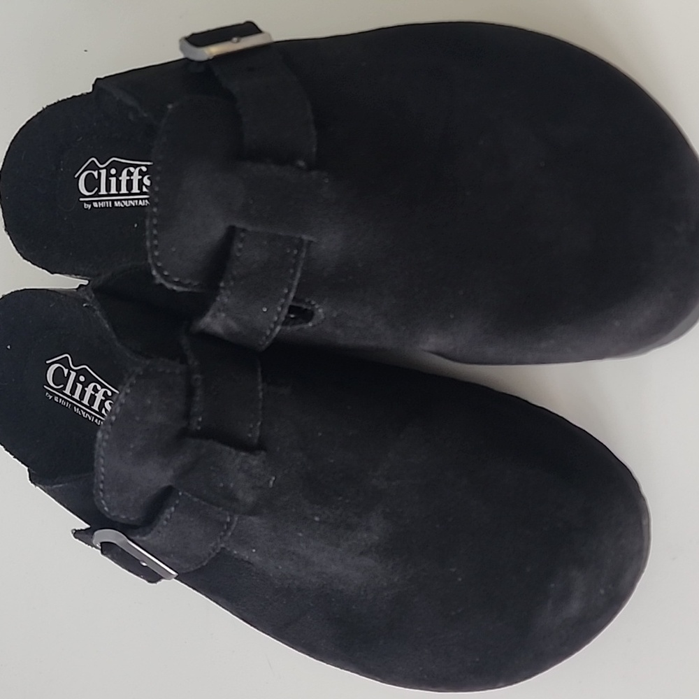 Cliffs Slip-on Clogs | Black | Women's | Comfy & Soft